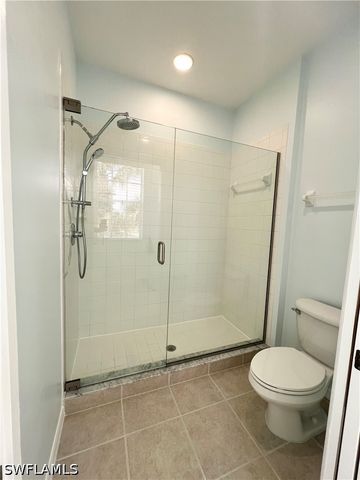 3264 Amanda LN 4, Naples, FL 34109