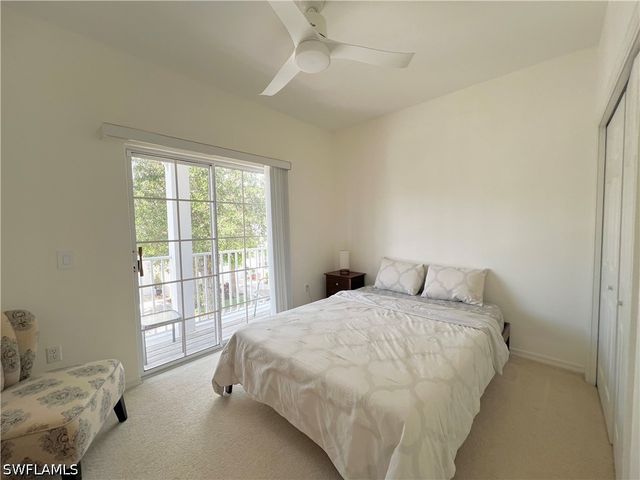 3264 Amanda LN 4, Naples, FL 34109