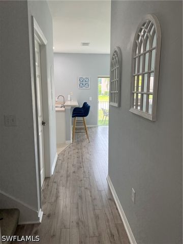 3264 Amanda LN 4, Naples, FL 34109