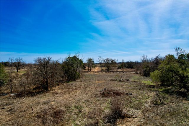 300 Cowboy Court, Granbury, TX 76048