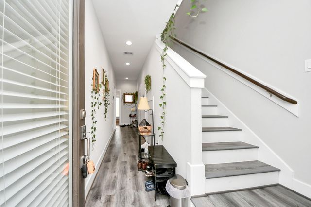 6715 Allegheny Street, Houston, TX 77021