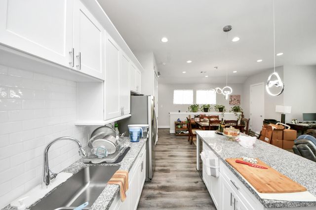 6715 Allegheny Street, Houston, TX 77021