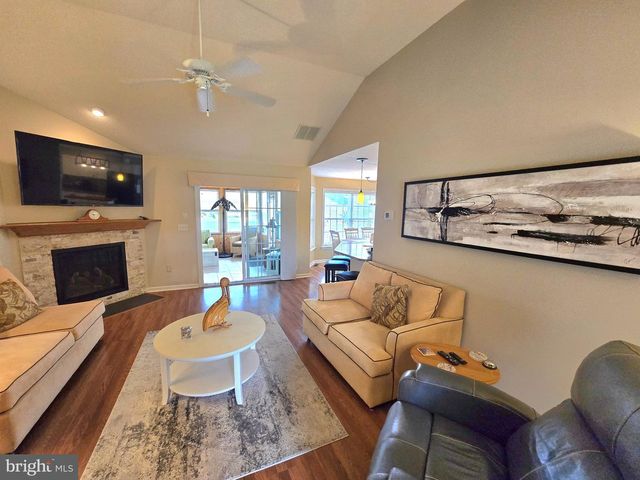 38269 WATERWAY DR, Ocean View, DE 19970
