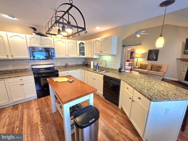 38269 WATERWAY DR, Ocean View, DE 19970