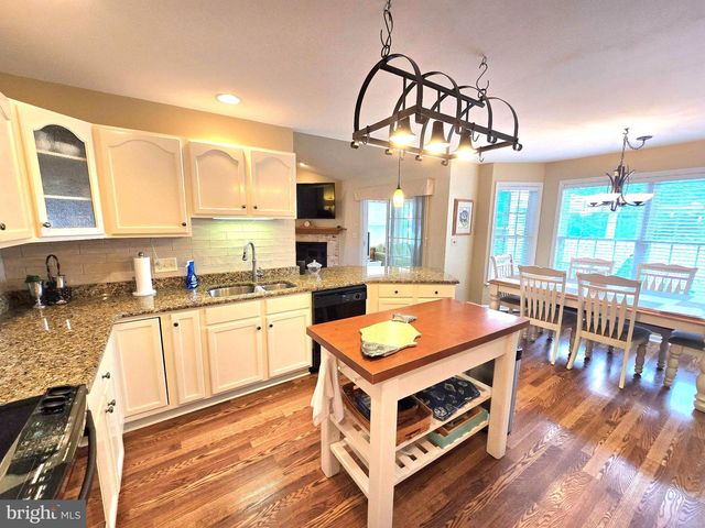 38269 WATERWAY DR, Ocean View, DE 19970