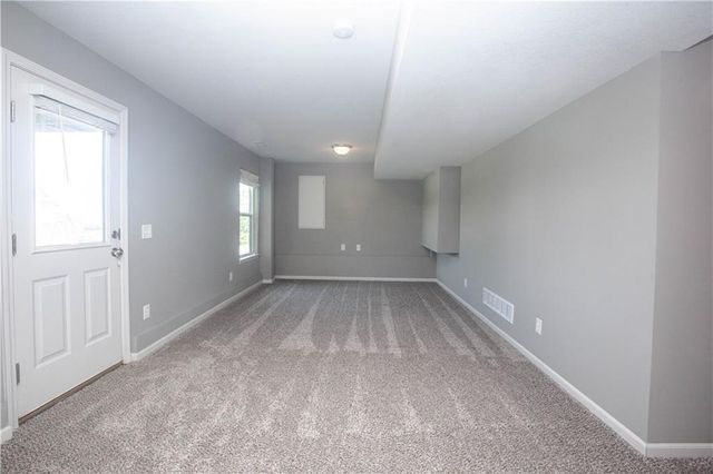8908 NE 117th Terrace, Kansas City, MO 64157