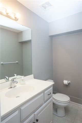 8908 NE 117th Terrace, Kansas City, MO 64157