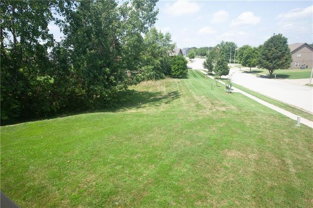 8908 NE 117th Terrace, Kansas City, MO 64157
