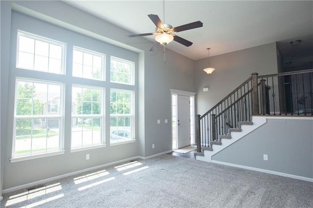 8908 NE 117th Terrace, Kansas City, MO 64157