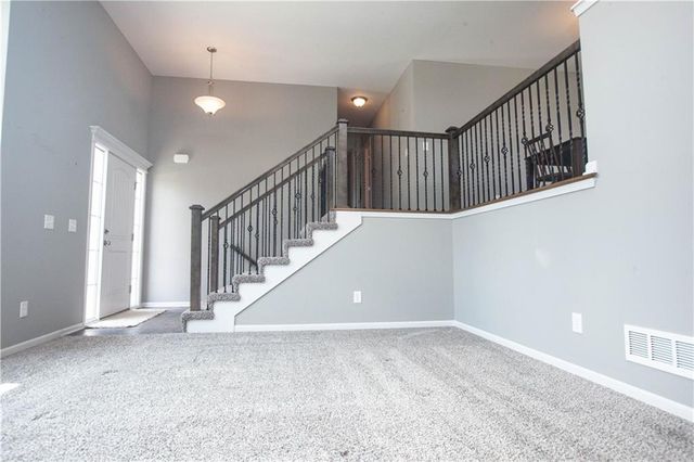 8908 NE 117th Terrace, Kansas City, MO 64157