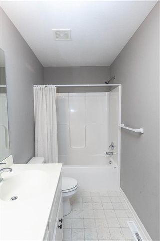 8908 NE 117th Terrace, Kansas City, MO 64157