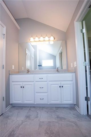 8908 NE 117th Terrace, Kansas City, MO 64157