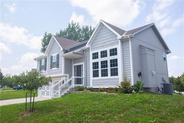 8908 NE 117th Terrace, Kansas City, MO 64157