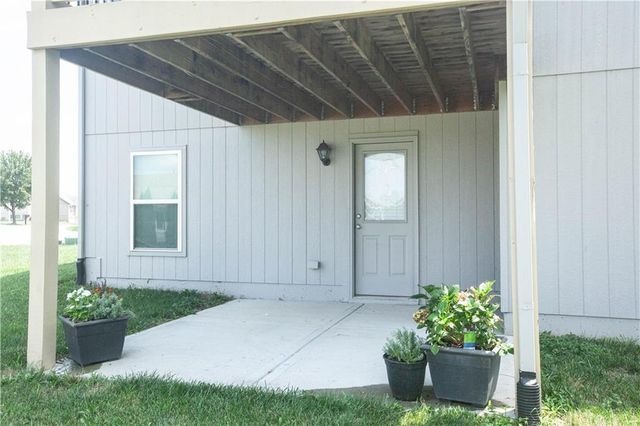 8908 NE 117th Terrace, Kansas City, MO 64157