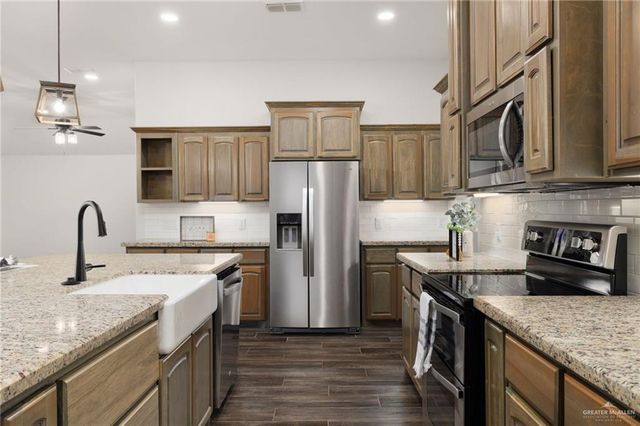 7508 N 54th Street, Mission, TX 78573