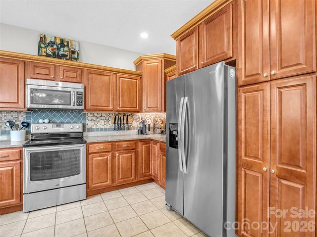 99 Driftstone Circle, Arden, NC 28704
