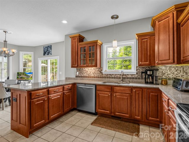 99 Driftstone Circle, Arden, NC 28704