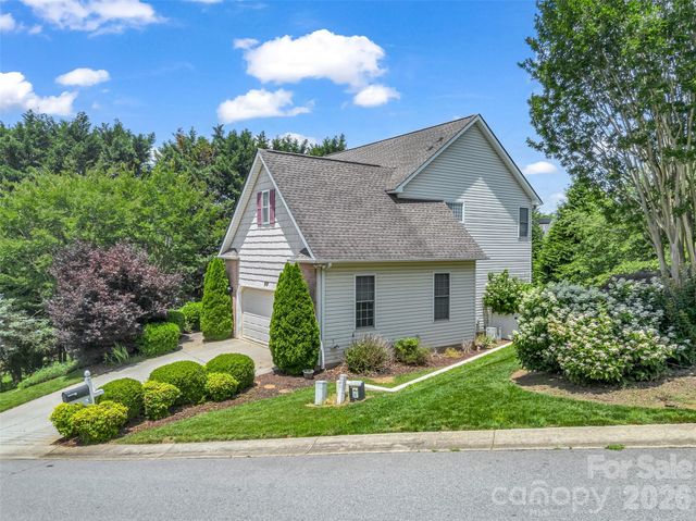 99 Driftstone Circle, Arden, NC 28704