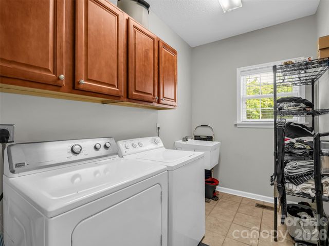 99 Driftstone Circle, Arden, NC 28704