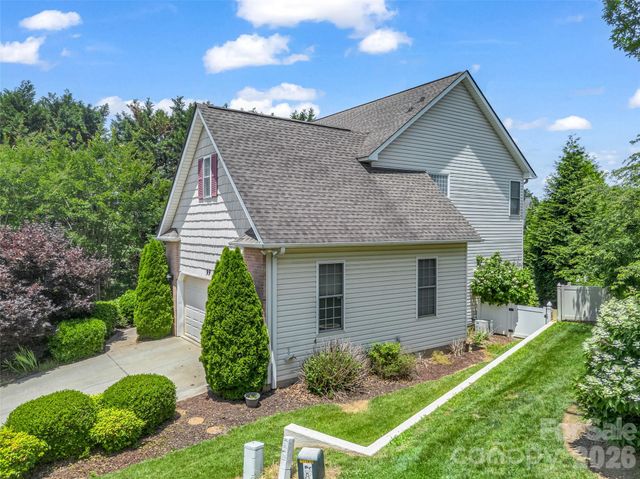99 Driftstone Circle, Arden, NC 28704
