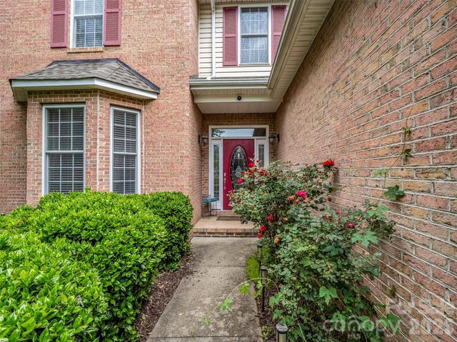 99 Driftstone Circle, Arden, NC 28704