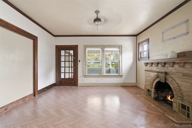 1916 E 14th Street, Tulsa, OK 74104