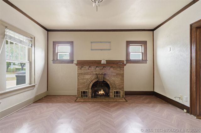 1916 E 14th Street, Tulsa, OK 74104