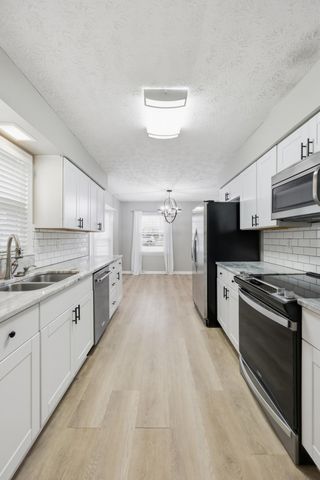 1120 Wood Ridge Road, Lexington, KY 40514