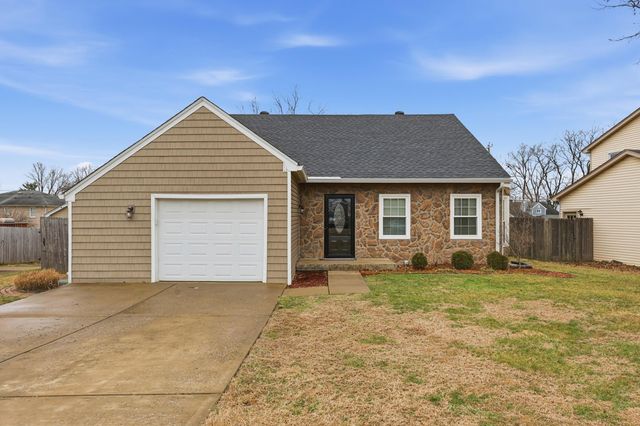 1120 Wood Ridge Road, Lexington, KY 40514