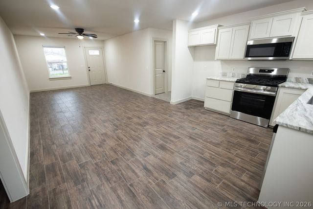 702 SE 10th Street, Wagoner, OK 74467