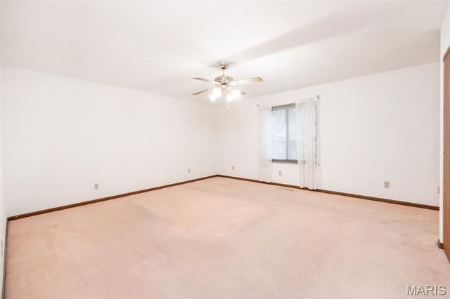 237 Beau Gon Drive, Belleville, IL 62226