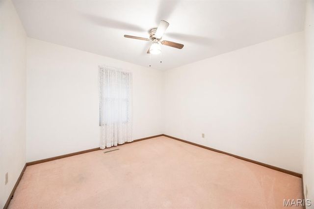 237 Beau Gon Drive, Belleville, IL 62226