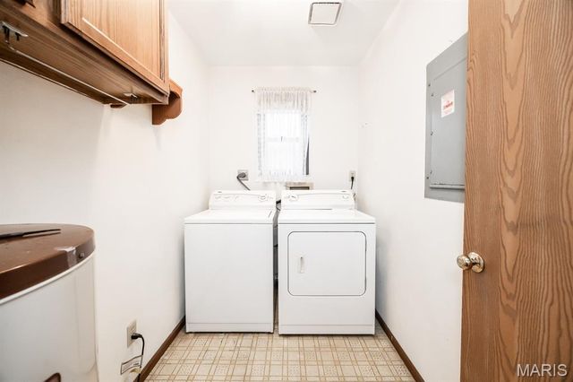 237 Beau Gon Drive, Belleville, IL 62226