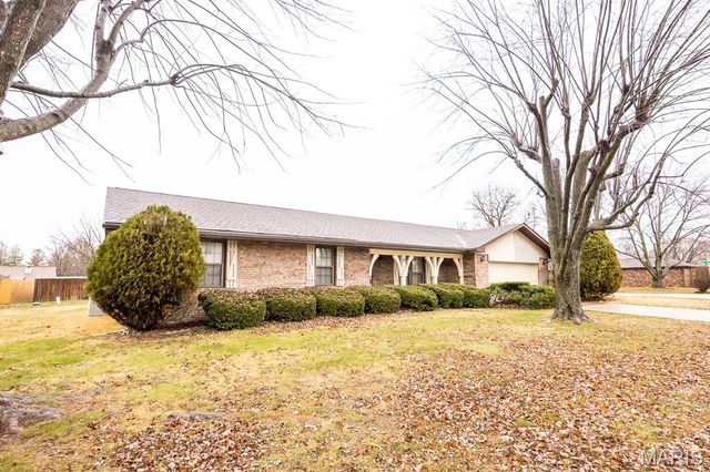 237 Beau Gon Drive, Belleville, IL 62226