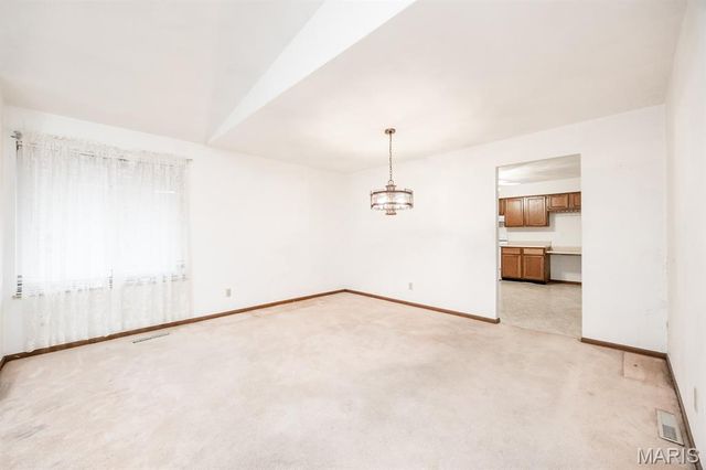 237 Beau Gon Drive, Belleville, IL 62226