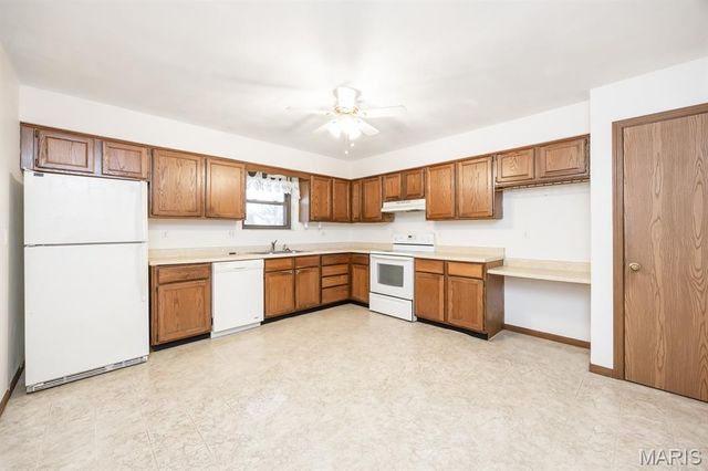 237 Beau Gon Drive, Belleville, IL 62226