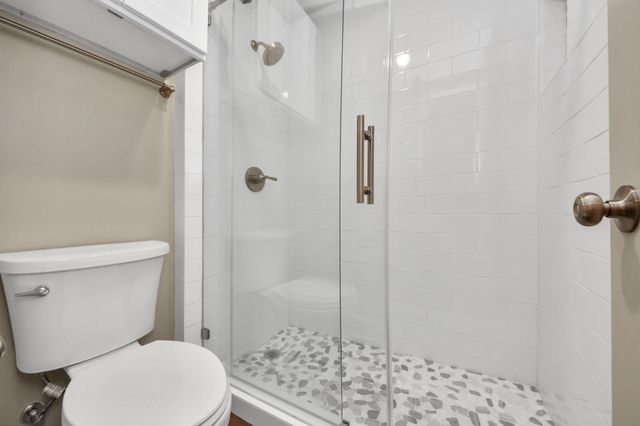 2829 Timmons Lane 201, Houston, TX 77027