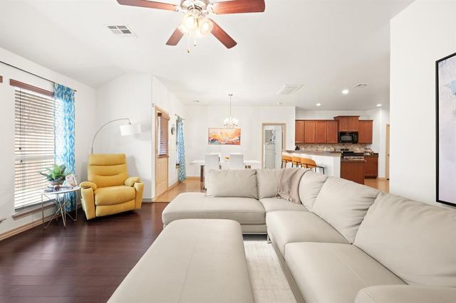 8912 NW 103rd Street, Oklahoma City, OK 73162