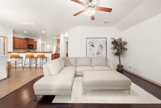 8912 NW 103rd Street, Oklahoma City, OK 73162