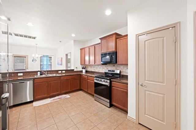 8912 NW 103rd Street, Oklahoma City, OK 73162