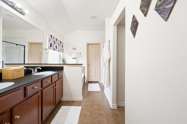 8912 NW 103rd Street, Oklahoma City, OK 73162