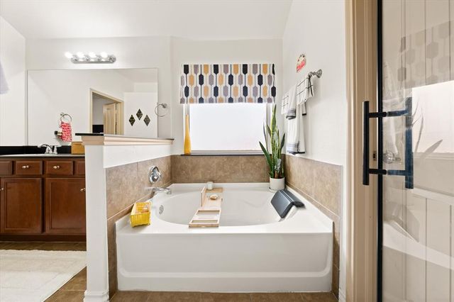 8912 NW 103rd Street, Oklahoma City, OK 73162