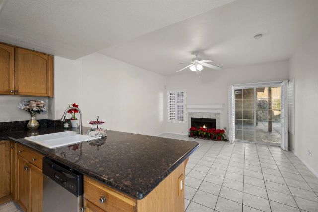 7944 Tinaja Ln, San Diego, CA 92139