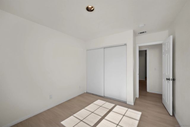 7944 Tinaja Ln, San Diego, CA 92139