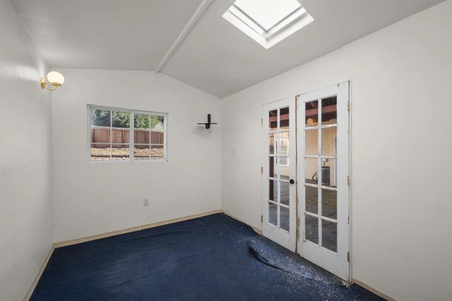 7944 Tinaja Ln, San Diego, CA 92139