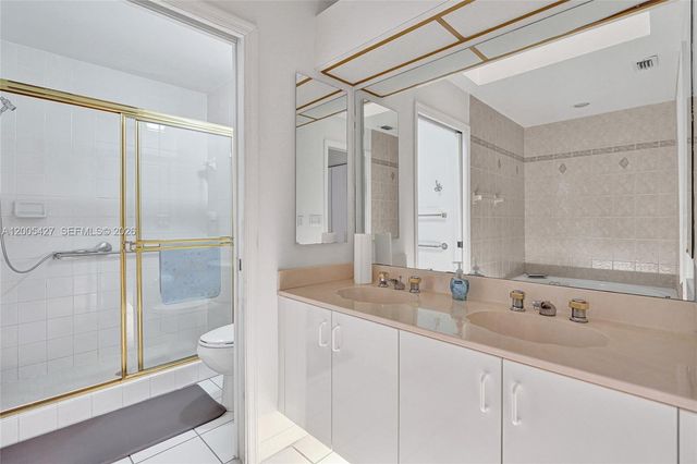 9743 Malvern Dr, Tamarac, FL 33321