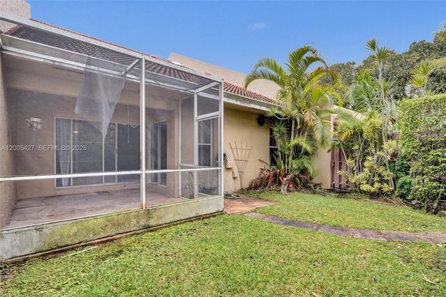 9743 Malvern Dr, Tamarac, FL 33321