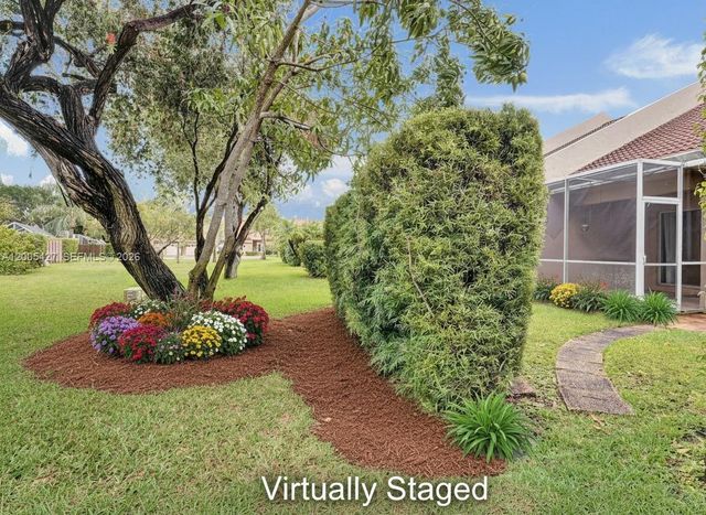 9743 Malvern Dr, Tamarac, FL 33321