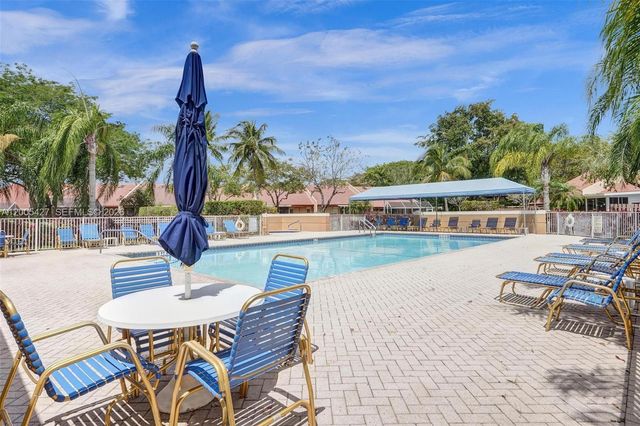 9743 Malvern Dr, Tamarac, FL 33321