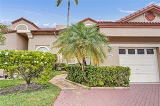 9743 Malvern Dr, Tamarac, FL 33321